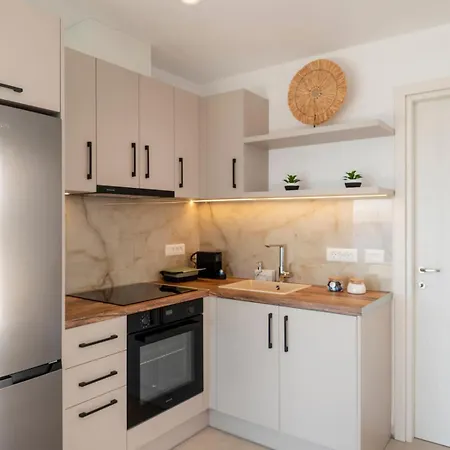 Salty Dreams * ピソ ・リバディ