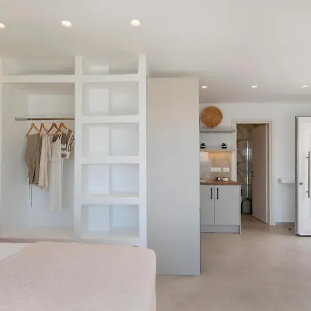 Salty Dreams ピソ ・リバディ